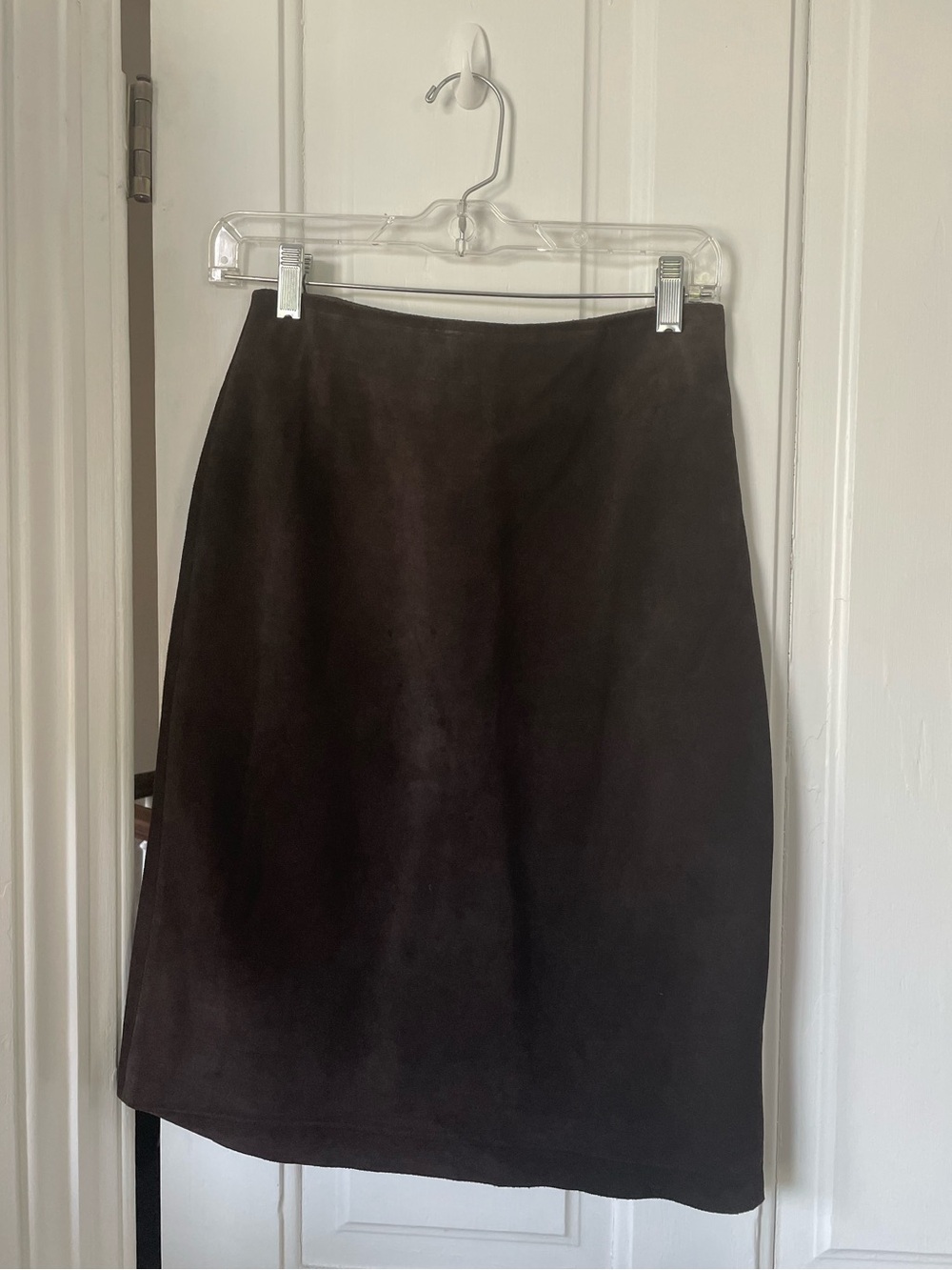 100% Suede Gap Chocolate Knee-Length Skirt
